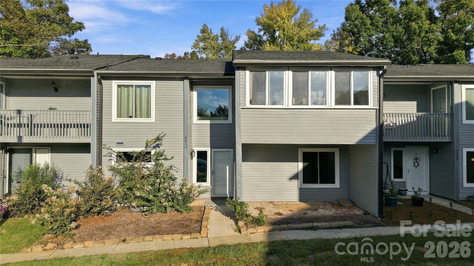 6610 Point Comfort Lane, Charlotte, NC 28226 Main Photo