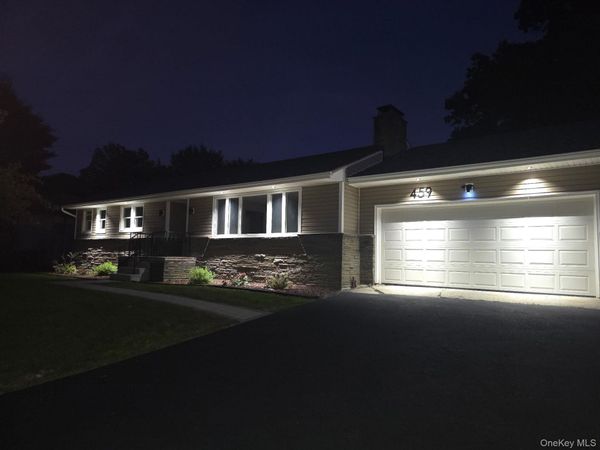 459 Vassar Road , Poughkeepsie, NY 12603