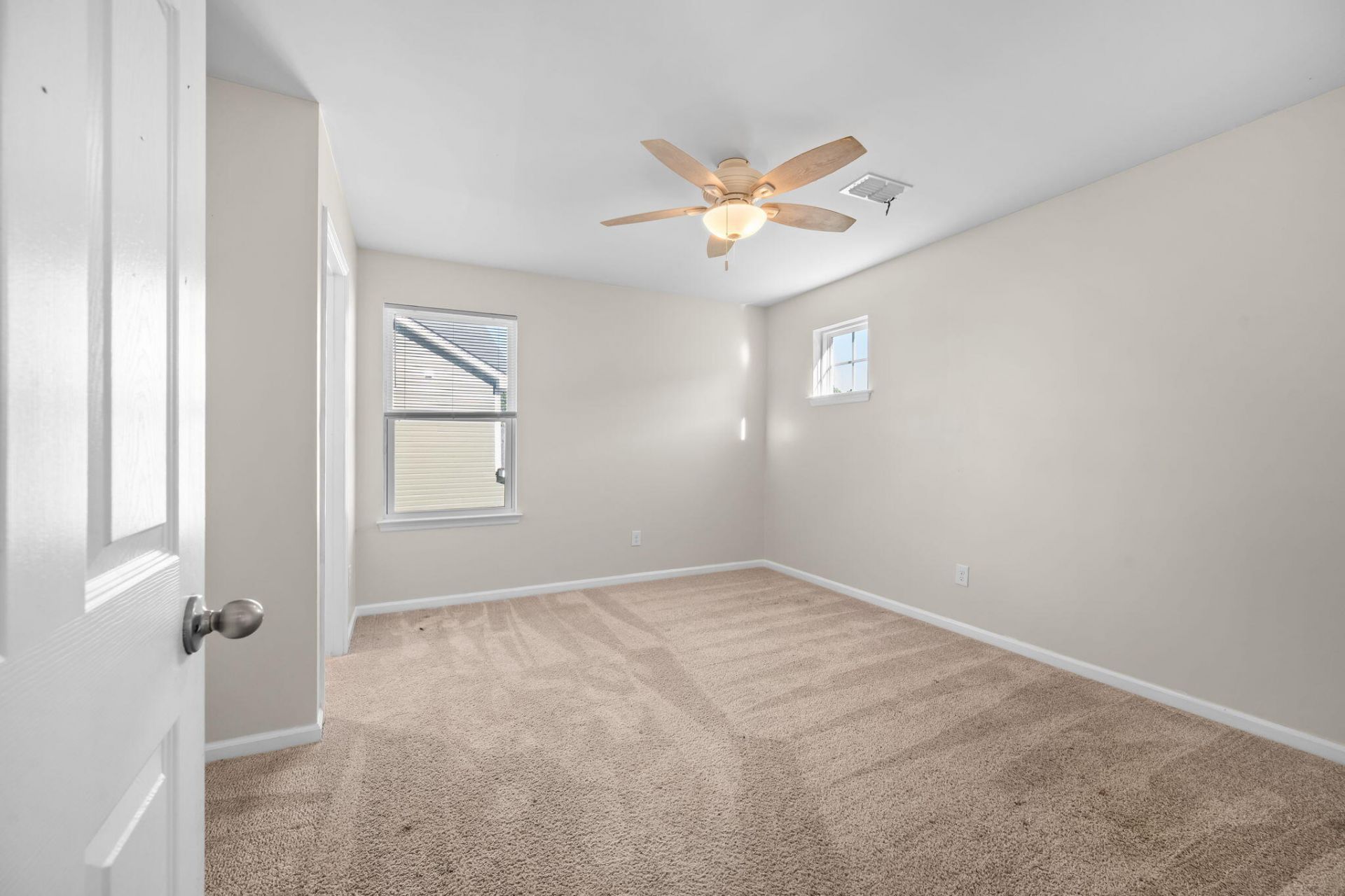238 Basket Grass Lane Photo 32