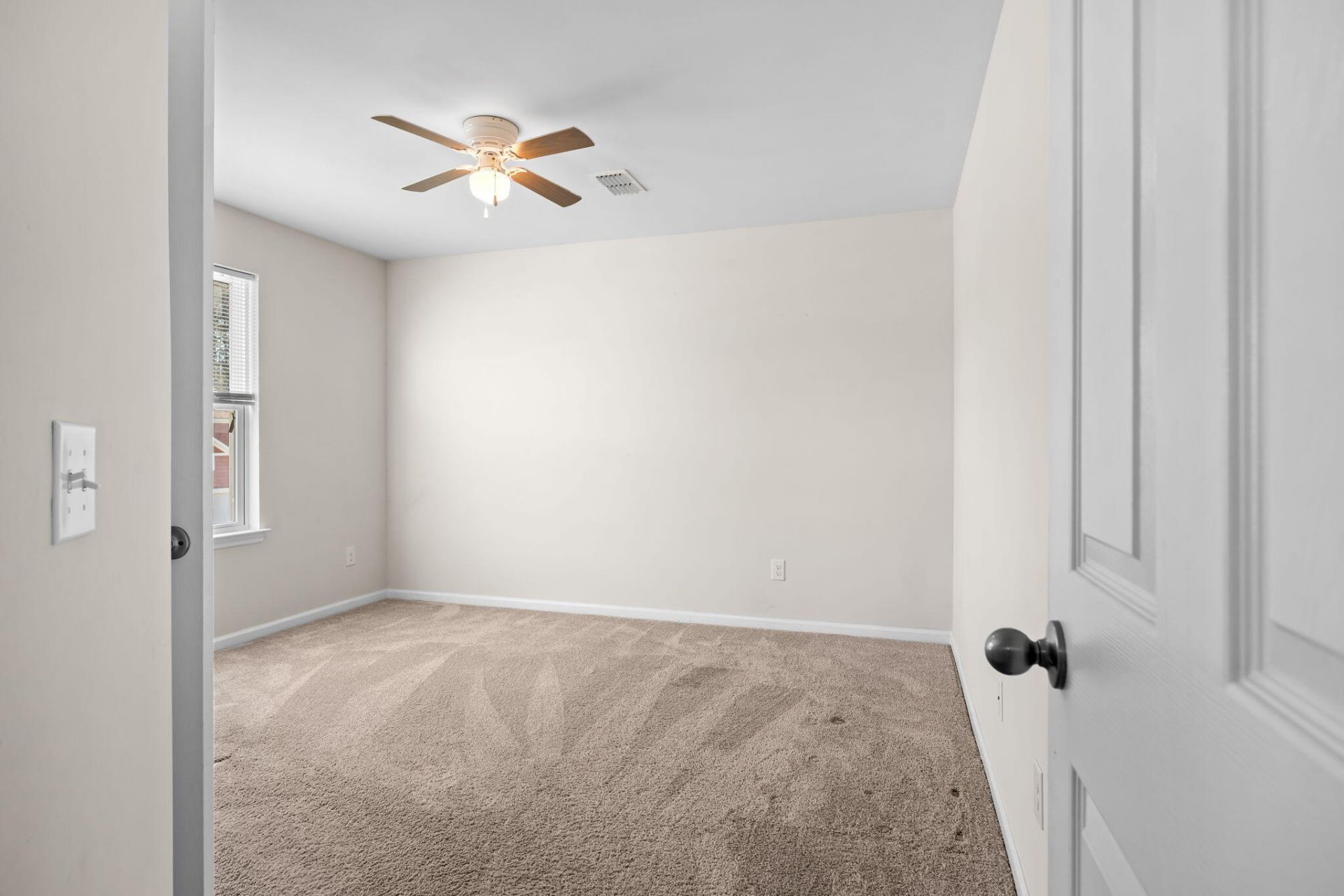 238 Basket Grass Lane Photo 37