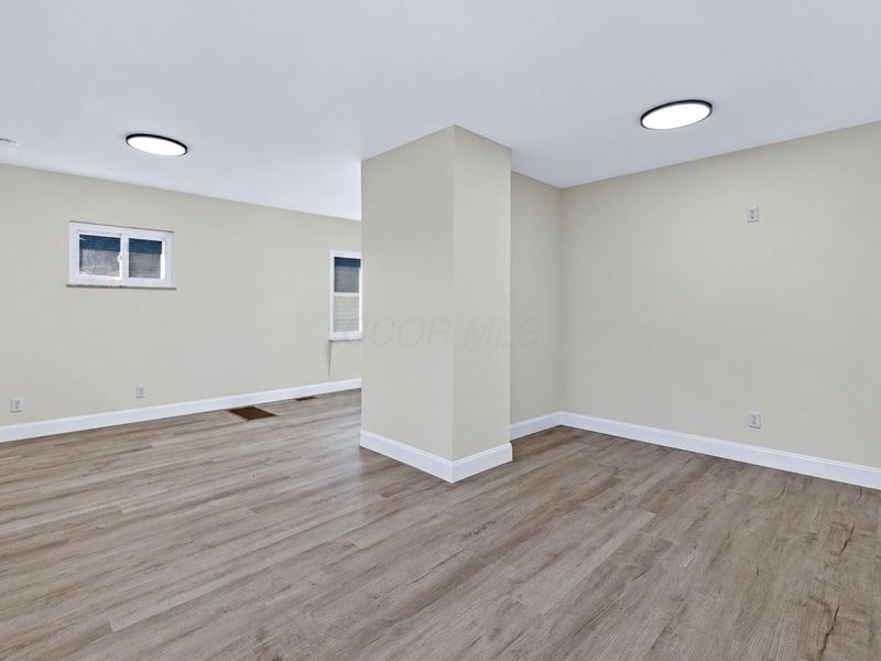 706 Frebis Avenue , Columbus, OH 43206 Photo 9