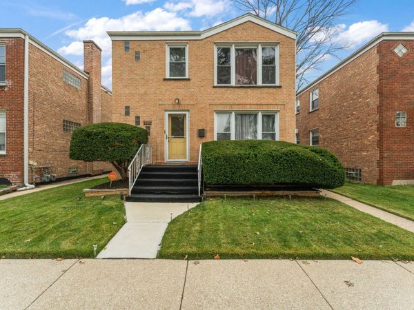 3321 Jackson Street , Bellwood, IL 60104