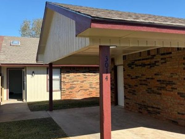 3014 Forestridge Drive, Enid, OK 73701
