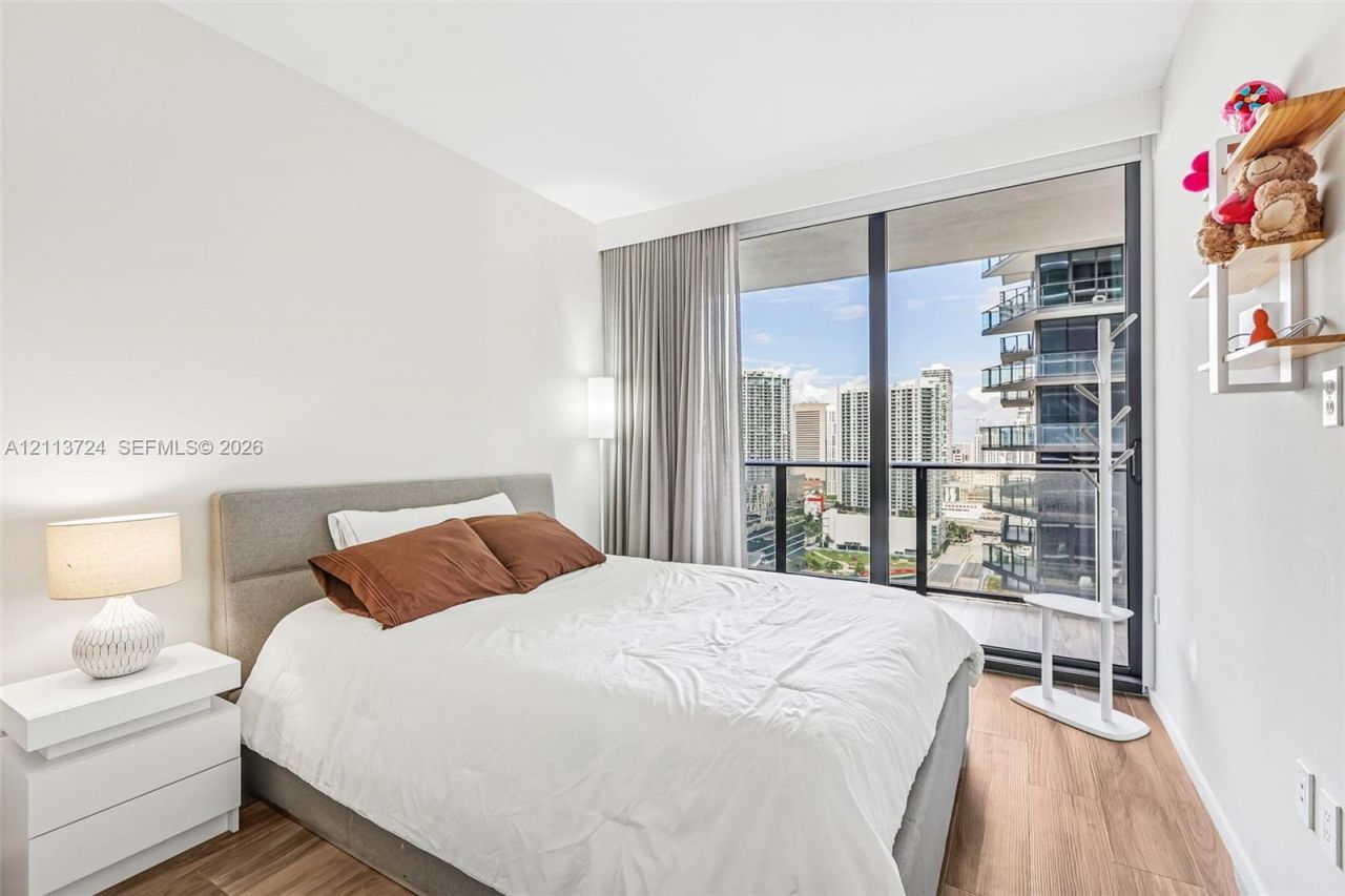 801 S Miami Ave , Unit 2409, Miami, FL 33130 Photo
