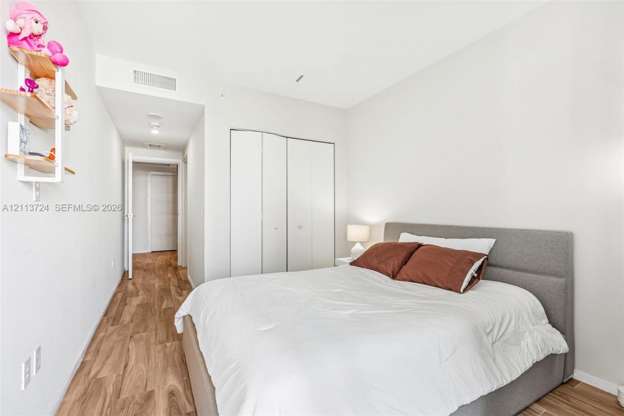 801 S Miami Ave , Unit 2409, Miami, FL 33130 Photo