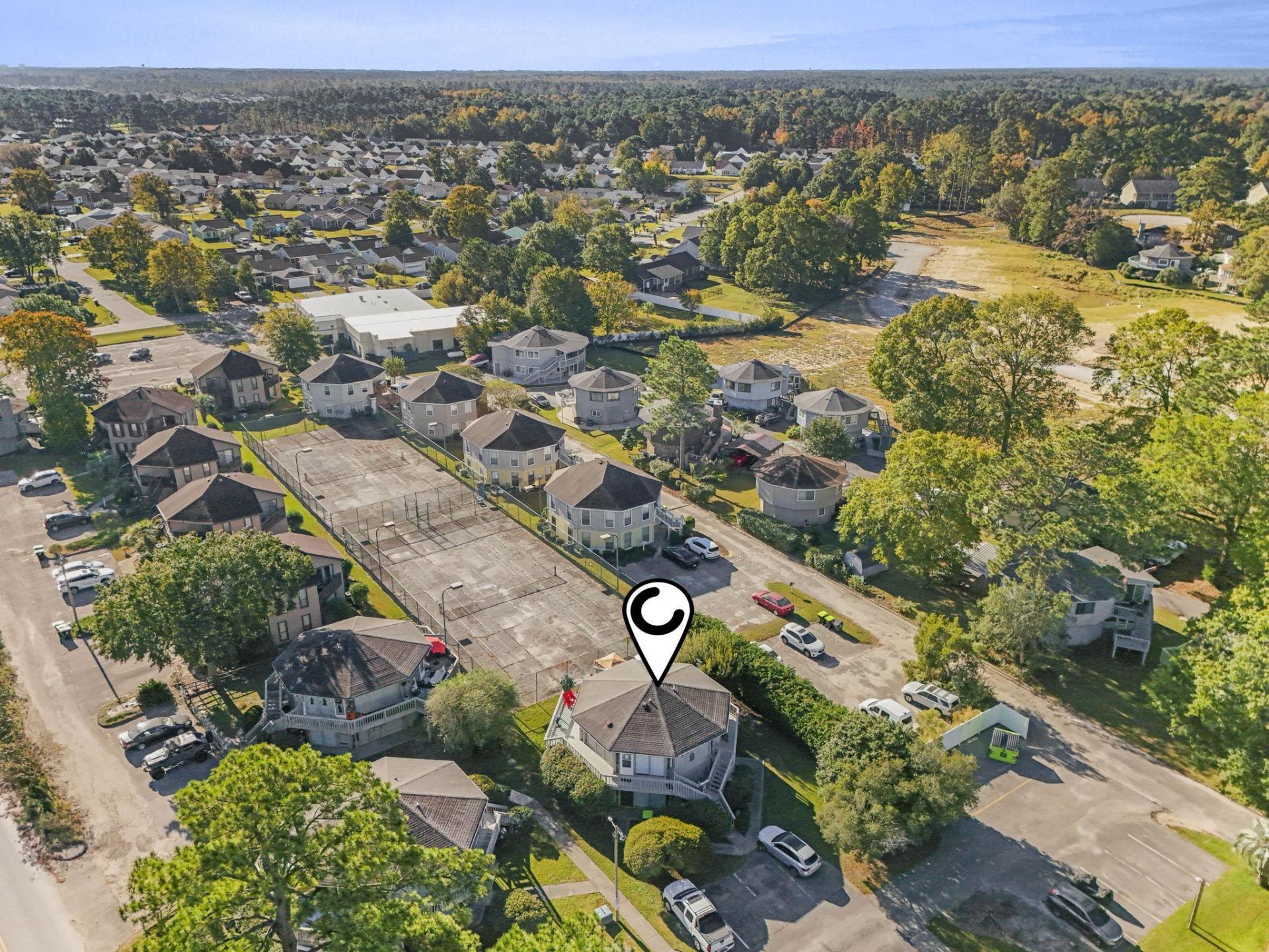 401 Tree Top Ct.  Photo 22