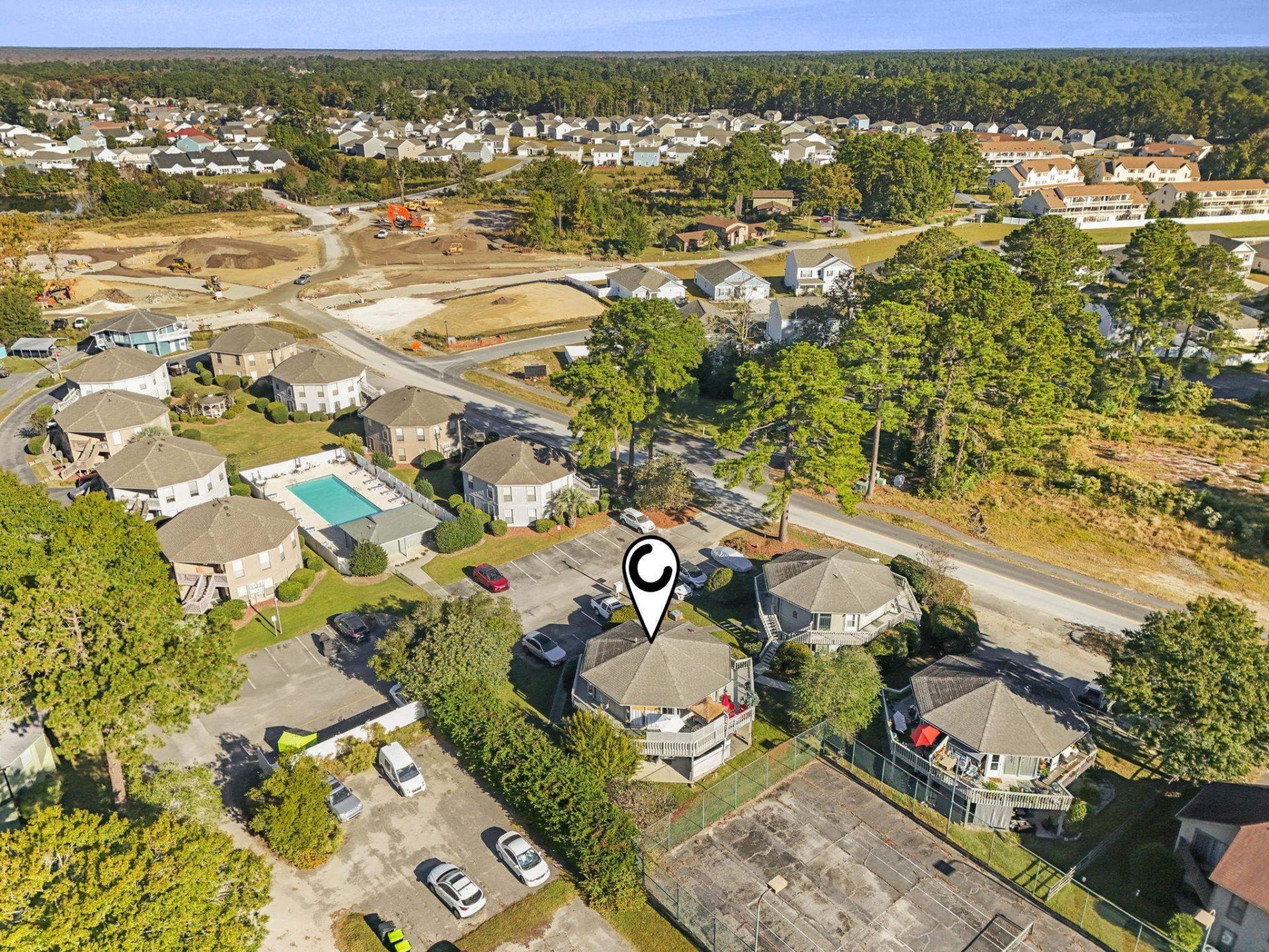 401 Tree Top Ct.  Photo 24