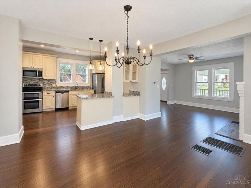 6321 Roe Street, Cincinnati, OH 45227 Photo 5
