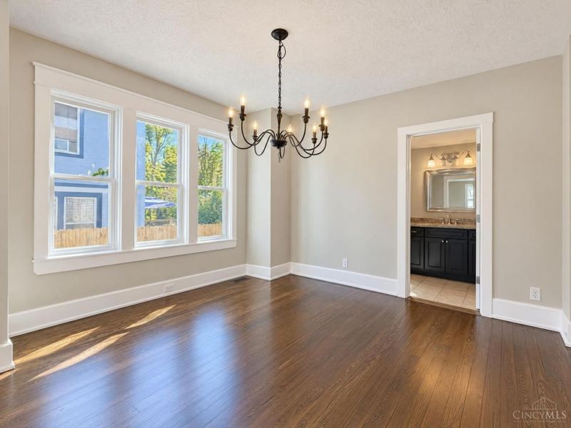 6321 Roe Street, Cincinnati, OH 45227 Photo 6