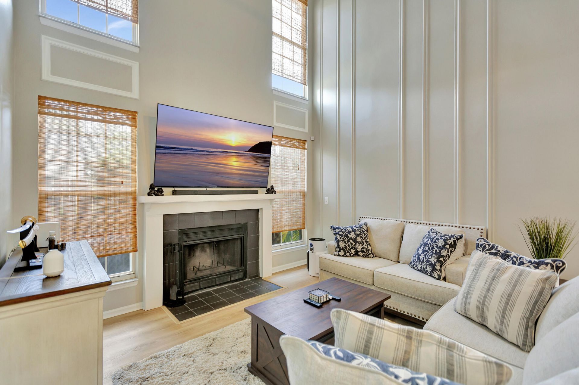 2051 Presidio Drive Photo 15