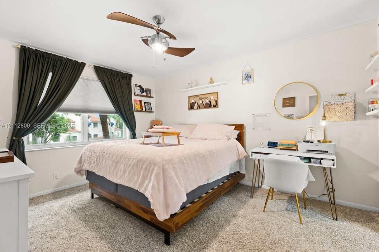 599 Racquet Club Rd , Unit 68-17, Weston, FL 33326 Photo