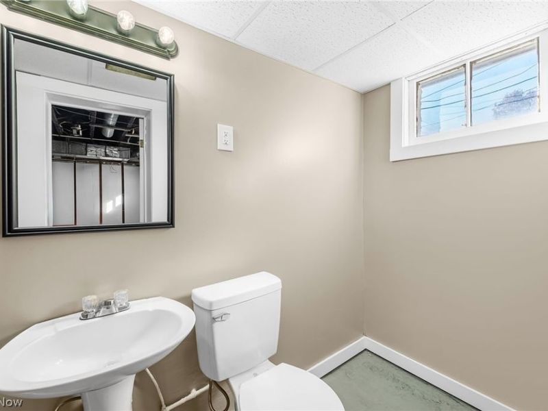 1419 Grand Boulevard , Barberton, OH 44203 Photo 25