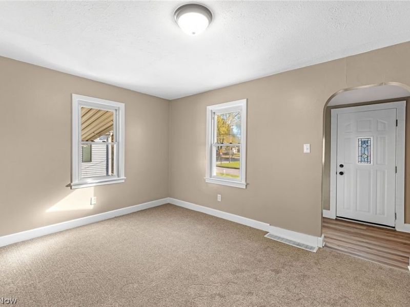 1419 Grand Boulevard , Barberton, OH 44203 Photo 3