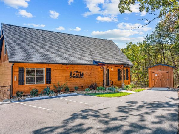 825 Tall Timbers Way , Hollister, MO 65672