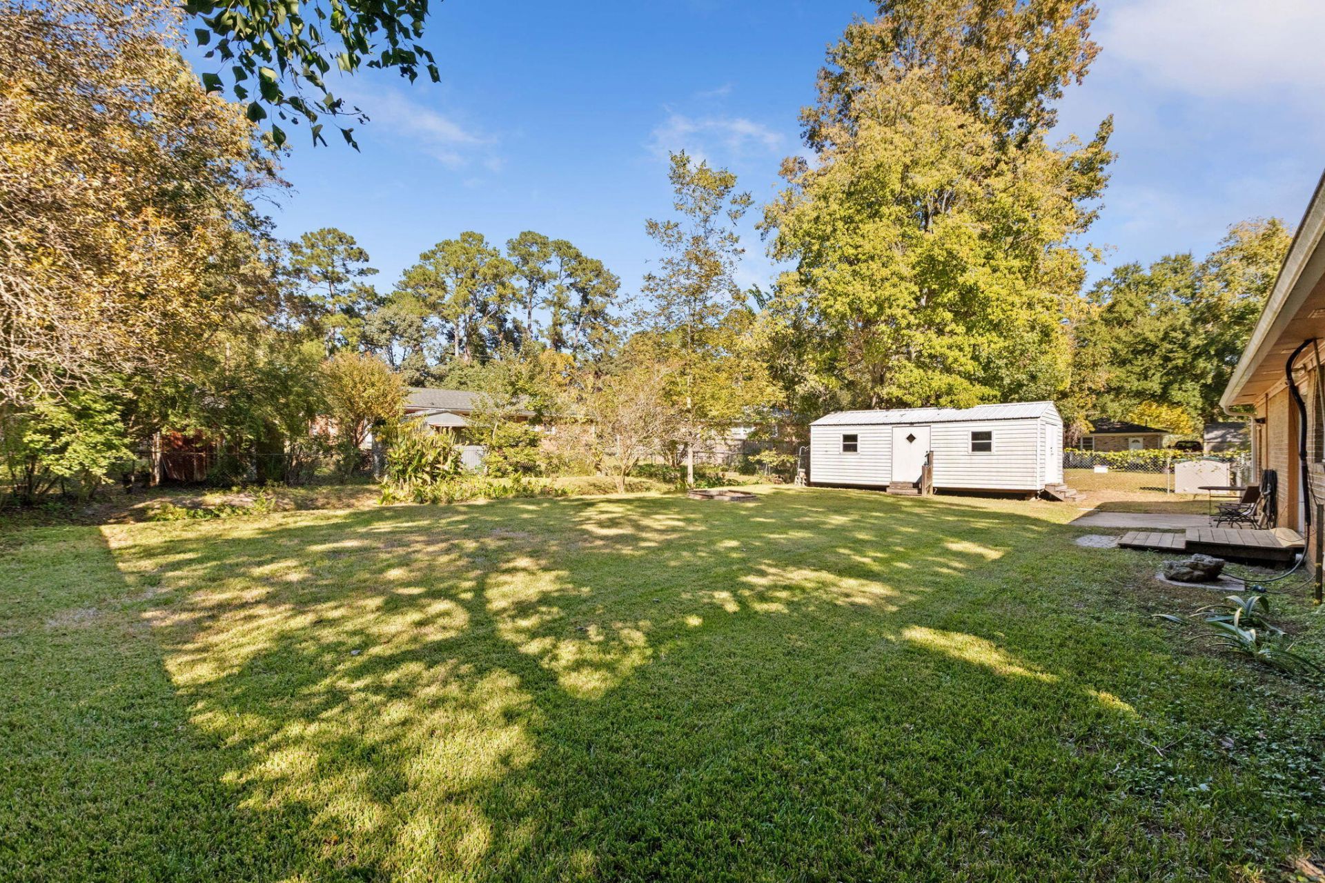 105 W Walnut Circle Photo 33