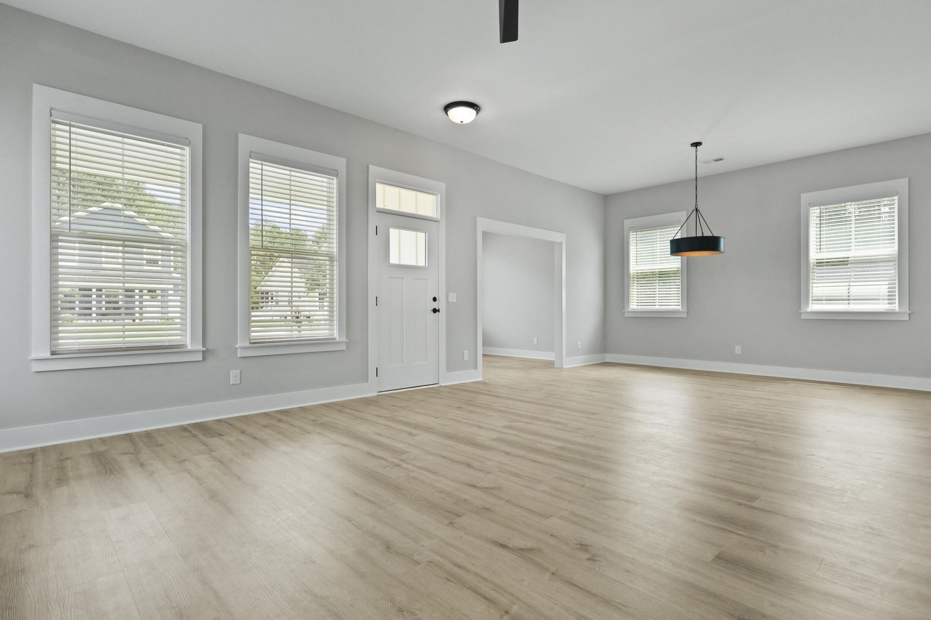 410 Sablewood Drive Photo 13