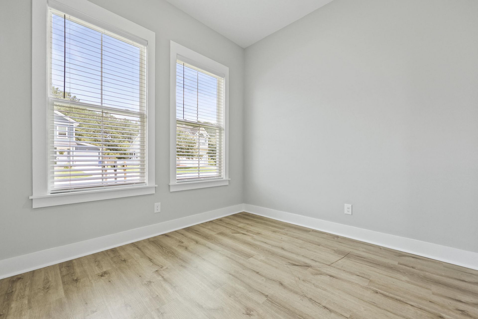 410 Sablewood Drive Photo 15