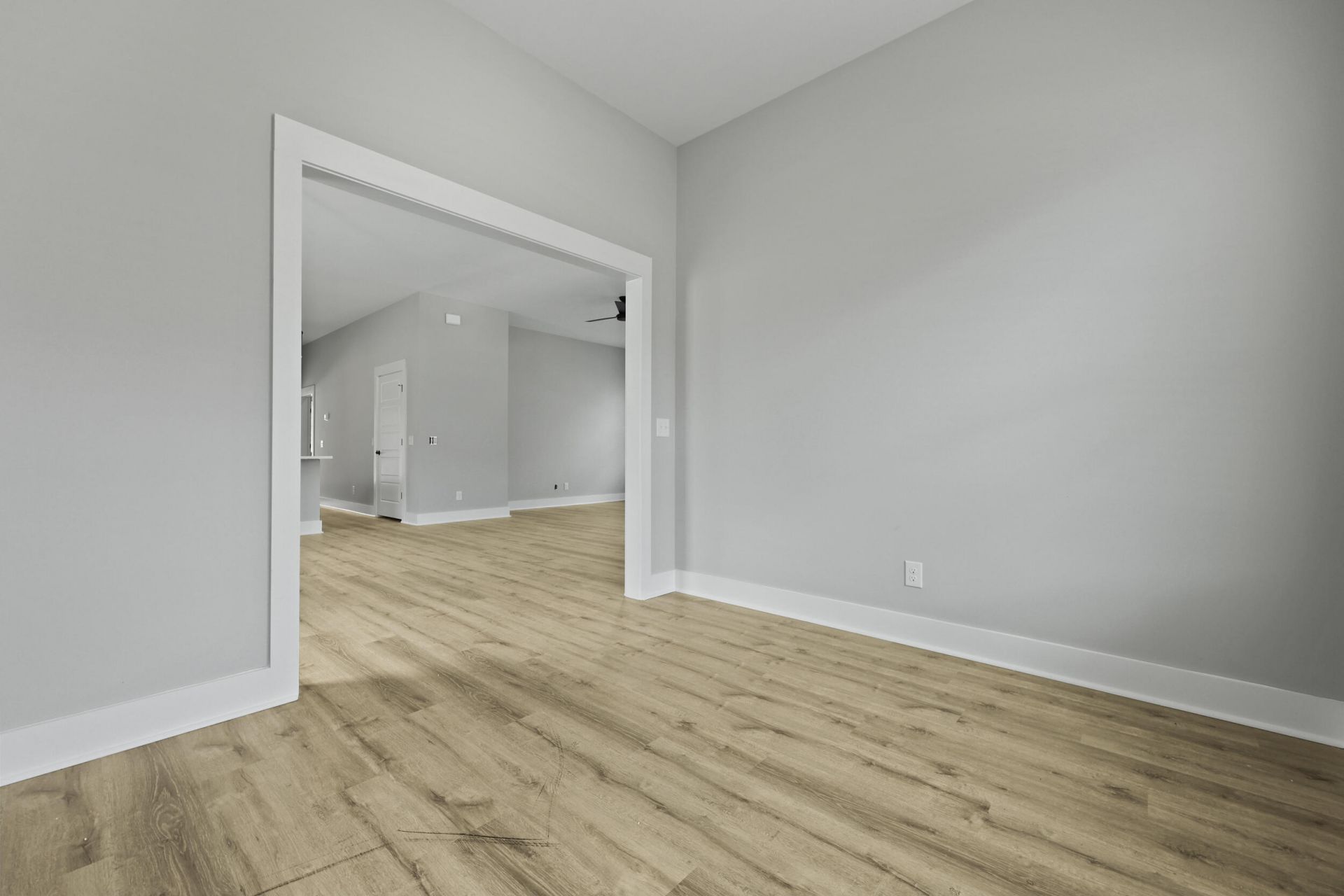 410 Sablewood Drive Photo 16