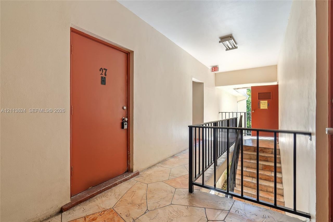 606 NW 13th St , Unit 27, Boca Raton, FL 33486 Photo