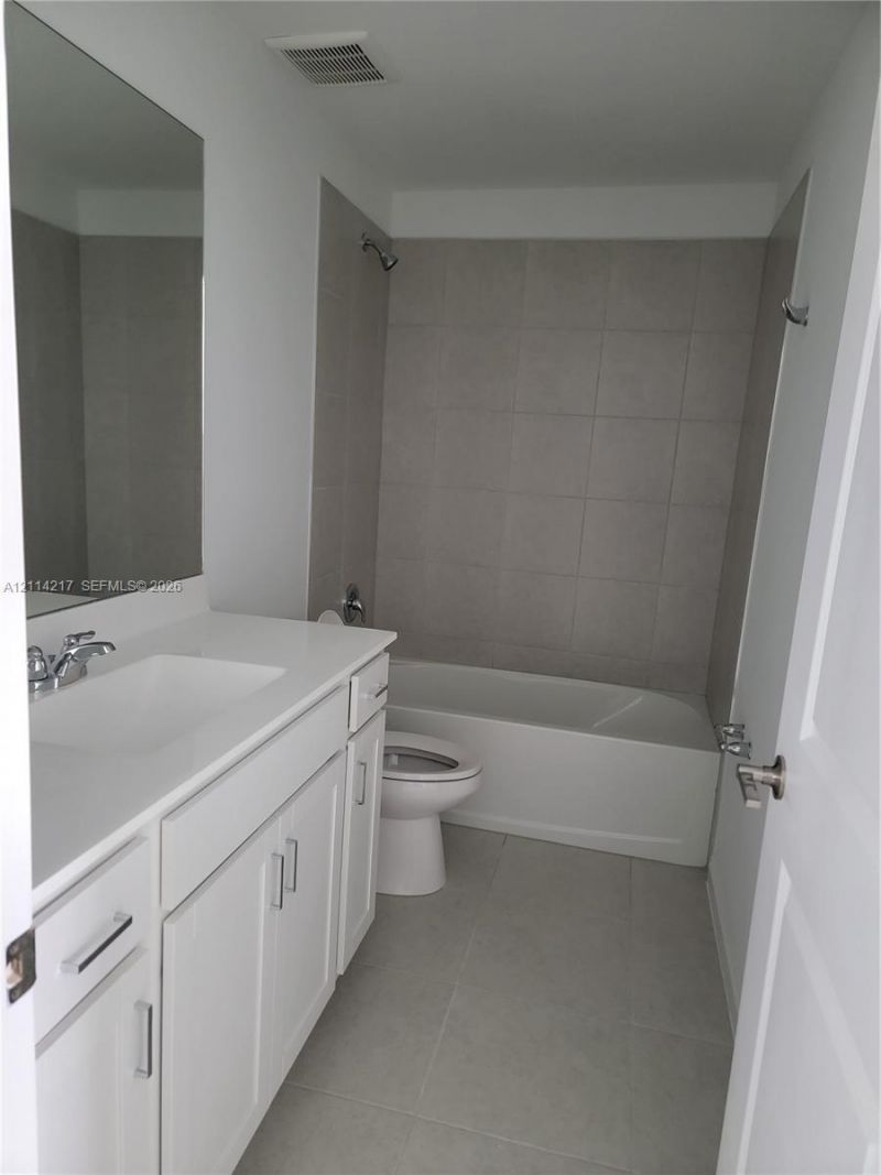 10940 NW Middlestream Dr , Unit 10940, Port Saint Lucie, FL 34987 Photo