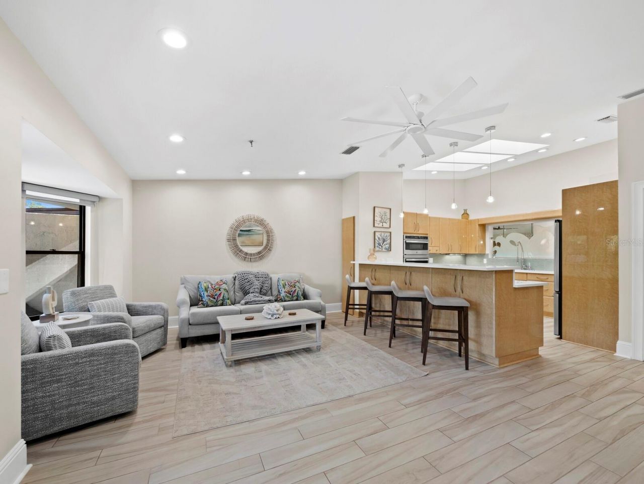 2352 Harbour Oaks Drive, Longboat Key, FL 34228 Photo