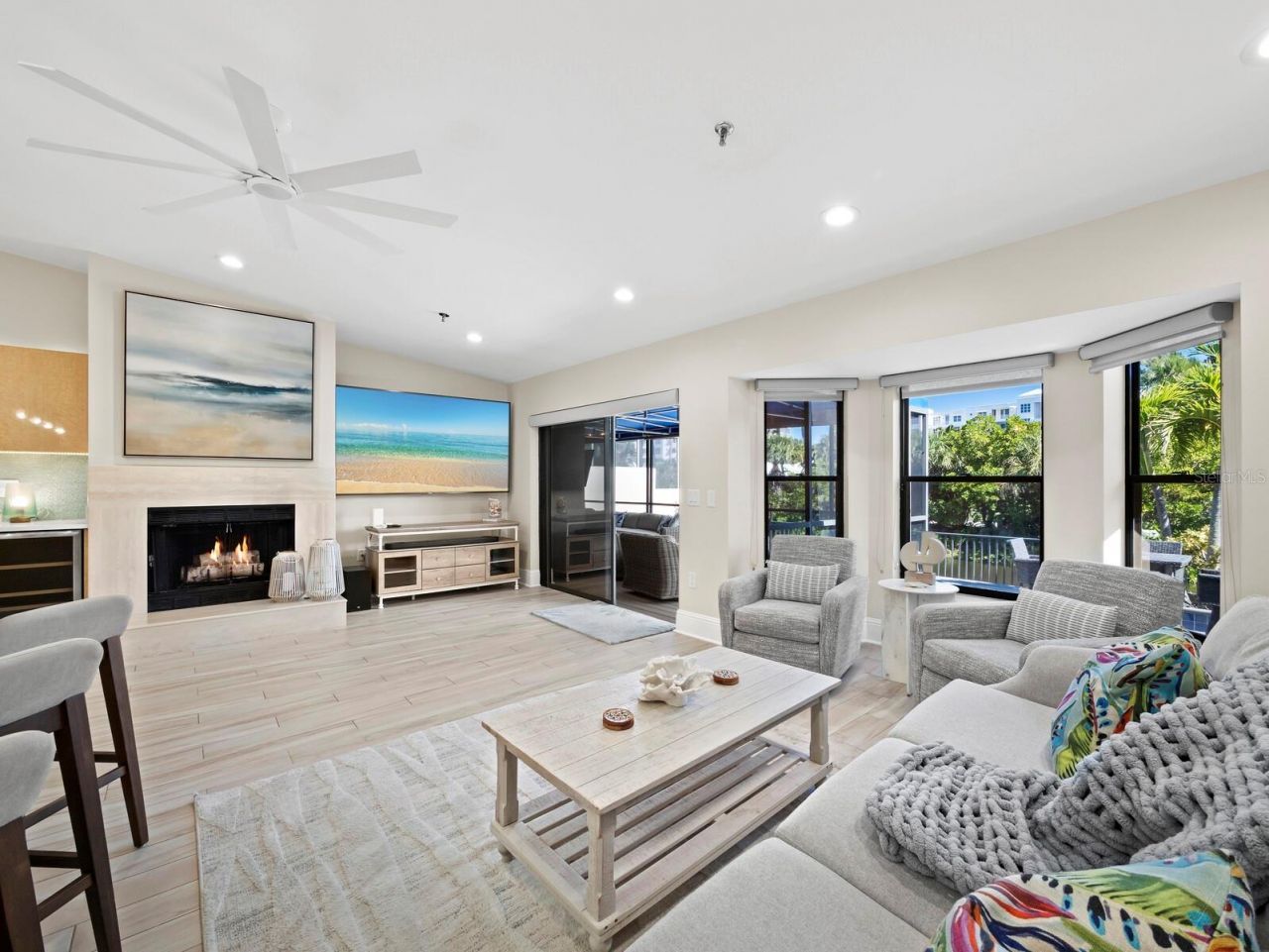 2352 Harbour Oaks Drive, Longboat Key, FL 34228 Photo