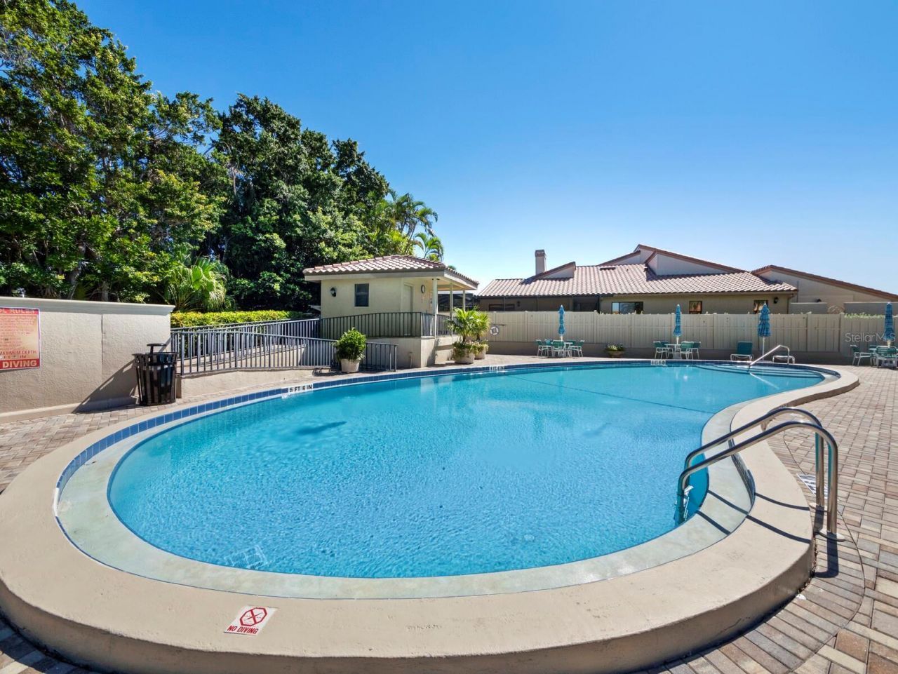 2352 Harbour Oaks Drive, Longboat Key, FL 34228 Photo
