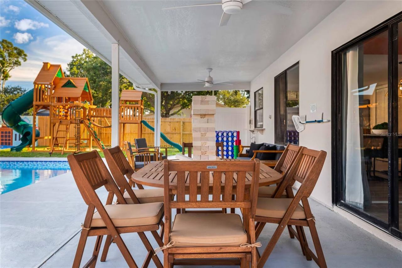 7265 Rosetree Place W, Seminole, FL 33772 Photo