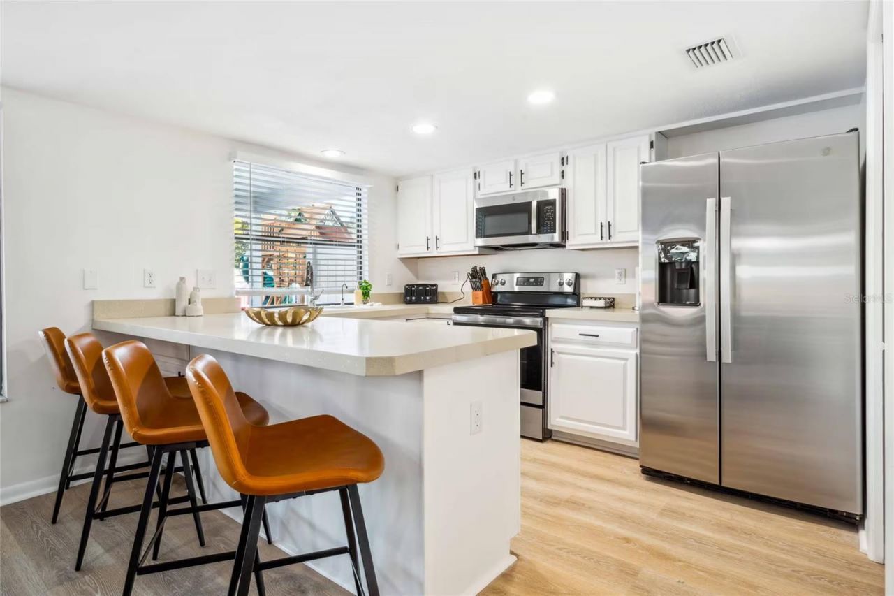 7265 Rosetree Place W, Seminole, FL 33772 Photo