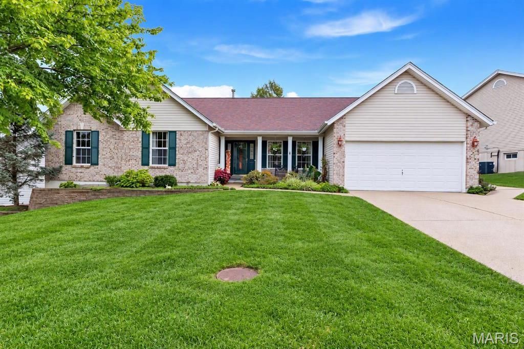 163 Bright Gem Drive , Saint Charles, MO 63304 Main Photo