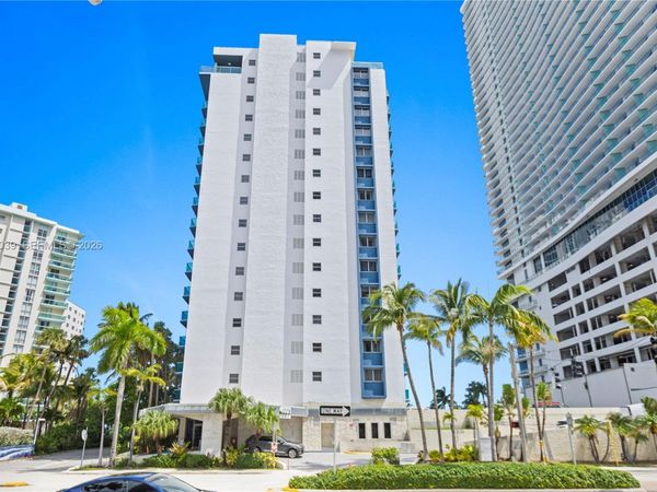 4001 S Ocean Dr , Unit 11P, Hollywood, FL 33019