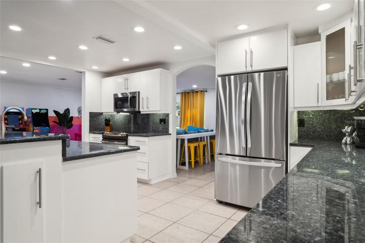 8707 124th Way, Seminole, FL 33772 Photo
