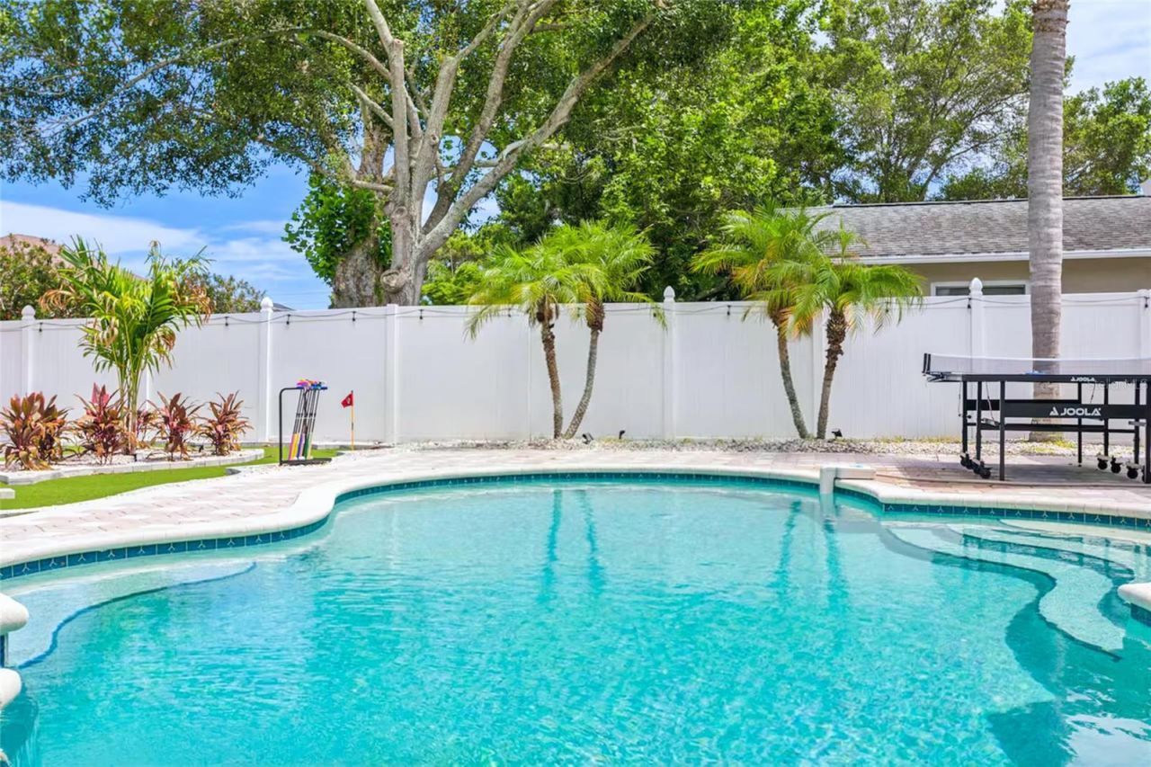 8707 124th Way, Seminole, FL 33772 Photo