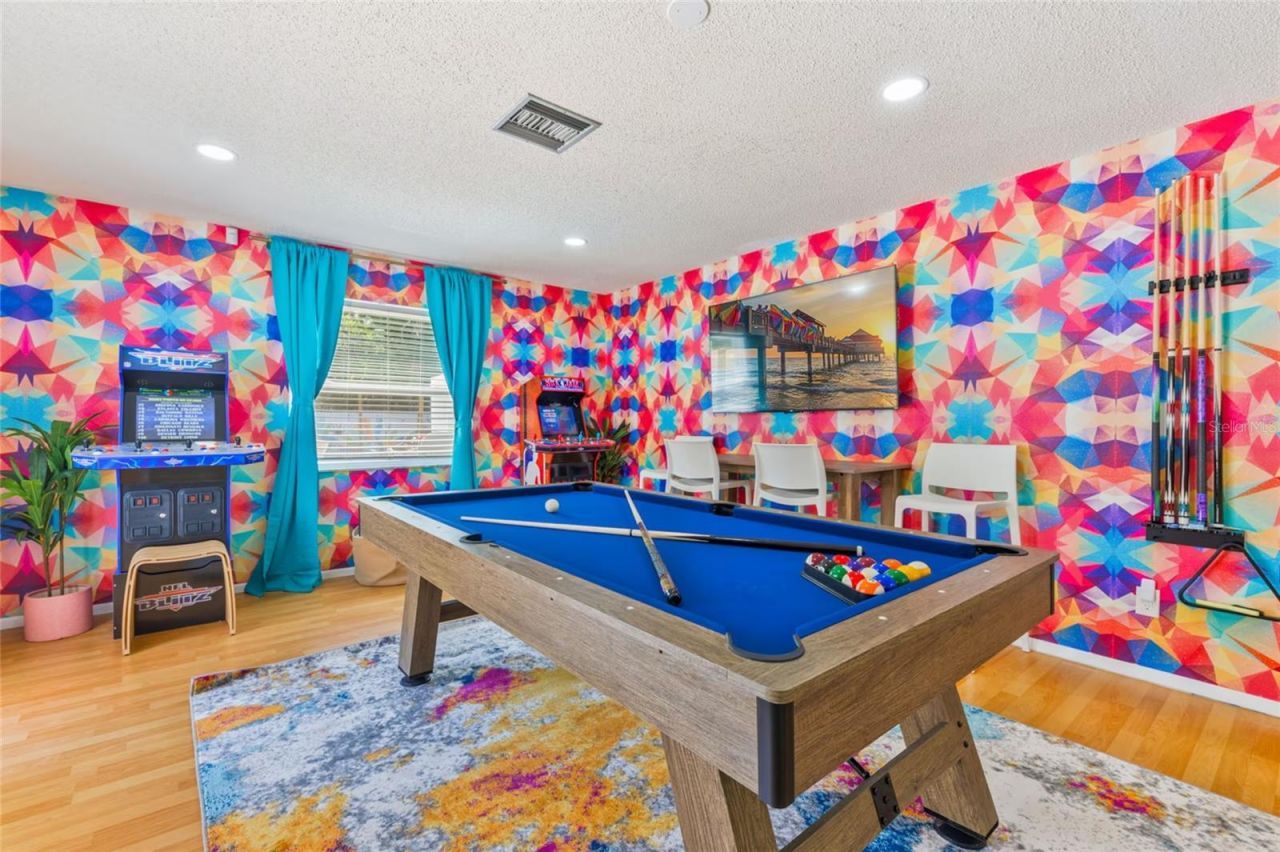 9510 134th Way, Seminole, FL 33776 Photo