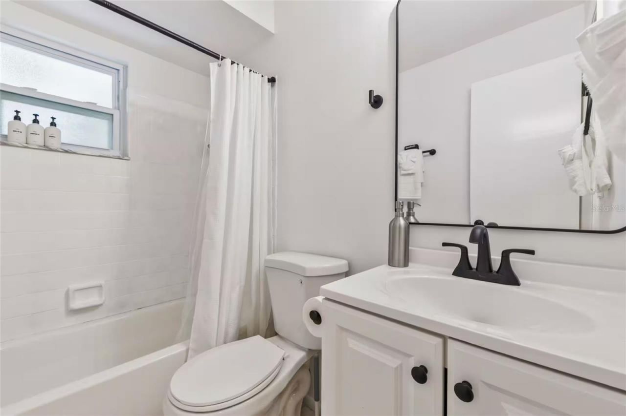 9510 134th Way, Seminole, FL 33776 Photo