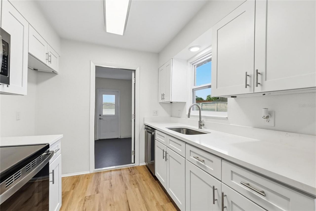 566 Sylvia , Melbourne, FL 32904 Photo