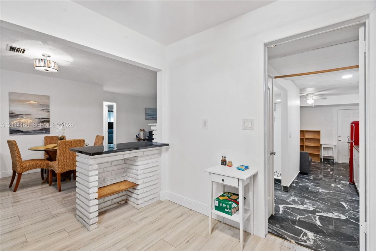 2447 Madison St , Hollywood, FL 33020 Photo