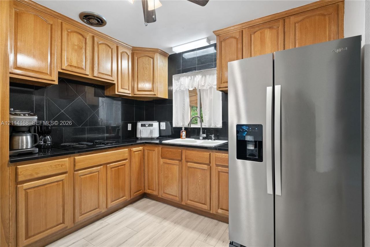 2447 Madison St , Hollywood, FL 33020 Photo