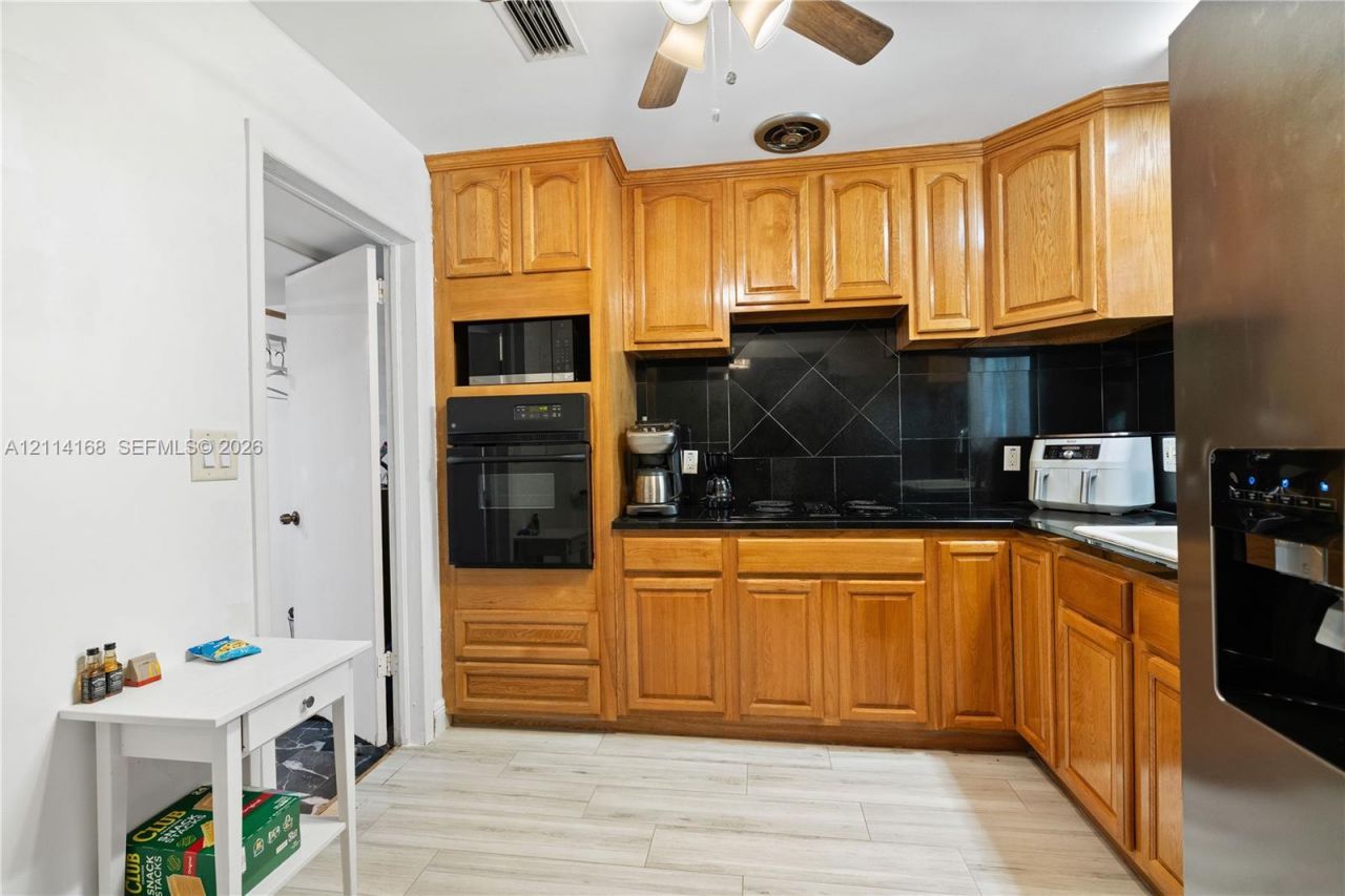 2447 Madison St , Hollywood, FL 33020 Photo