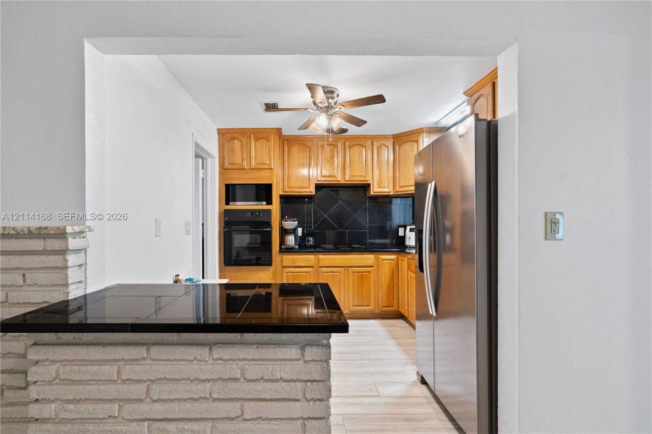 2447 Madison St , Hollywood, FL 33020 Photo