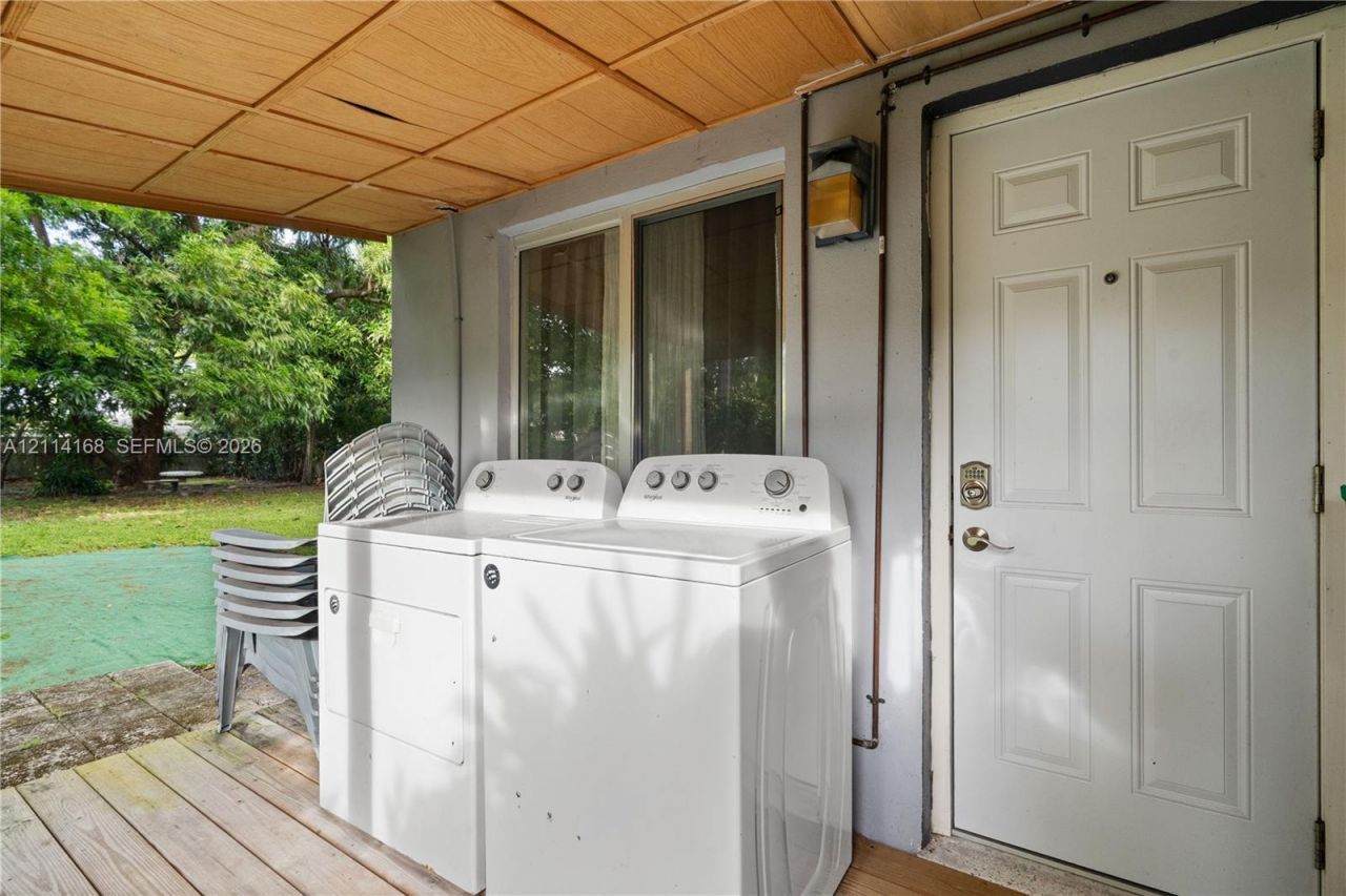 2447 Madison St , Hollywood, FL 33020 Photo