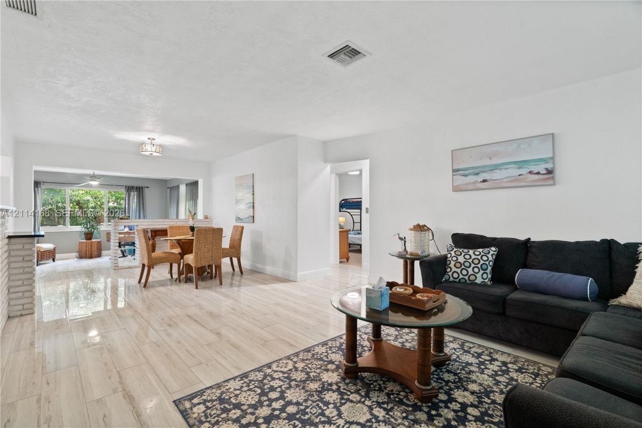 2447 Madison St , Hollywood, FL 33020 Photo