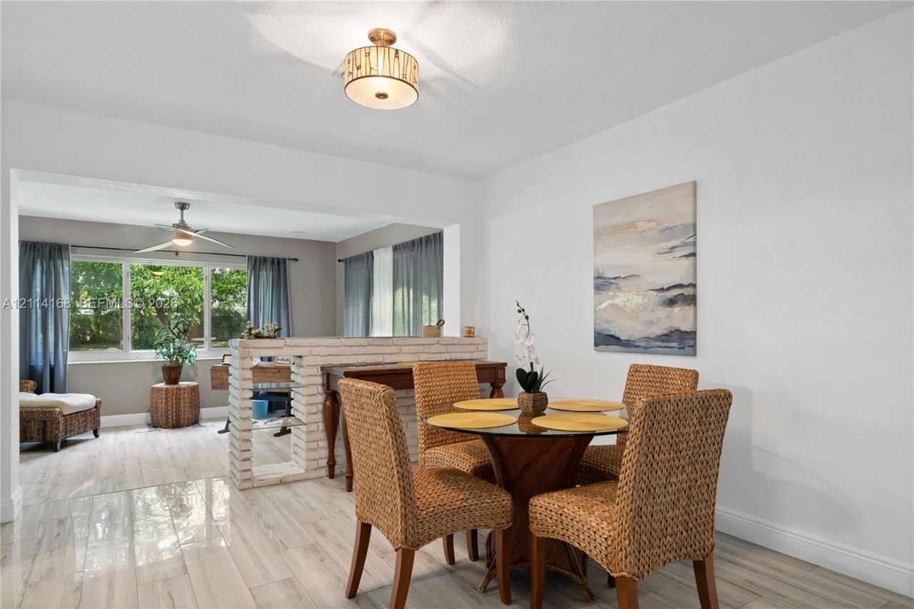 2447 Madison St , Hollywood, FL 33020 Photo