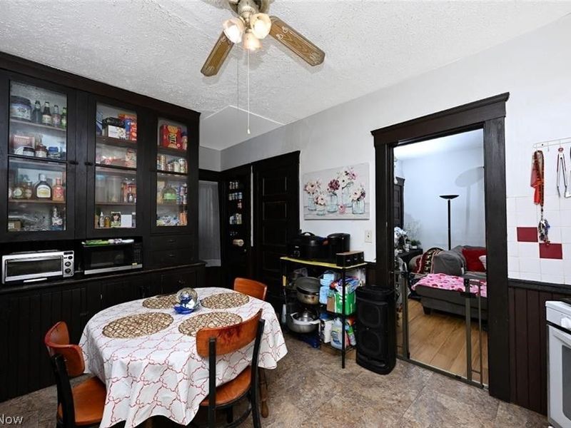 4132 Robert Avenue , Cleveland, OH 44109 Photo 4