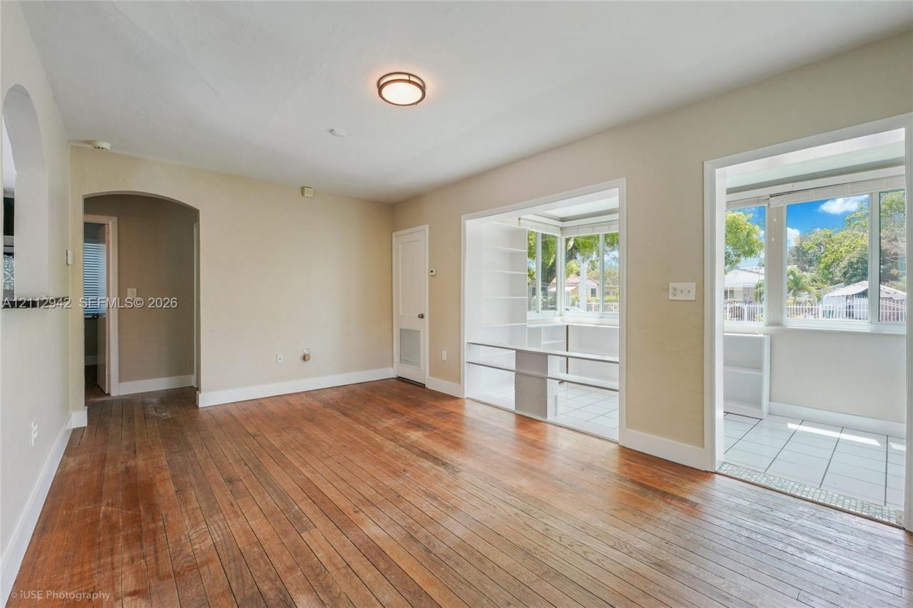 1321 NW 51st Ter , Miami, FL 33142 Photo
