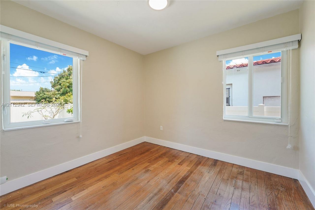 1321 NW 51st Ter , Miami, FL 33142 Photo