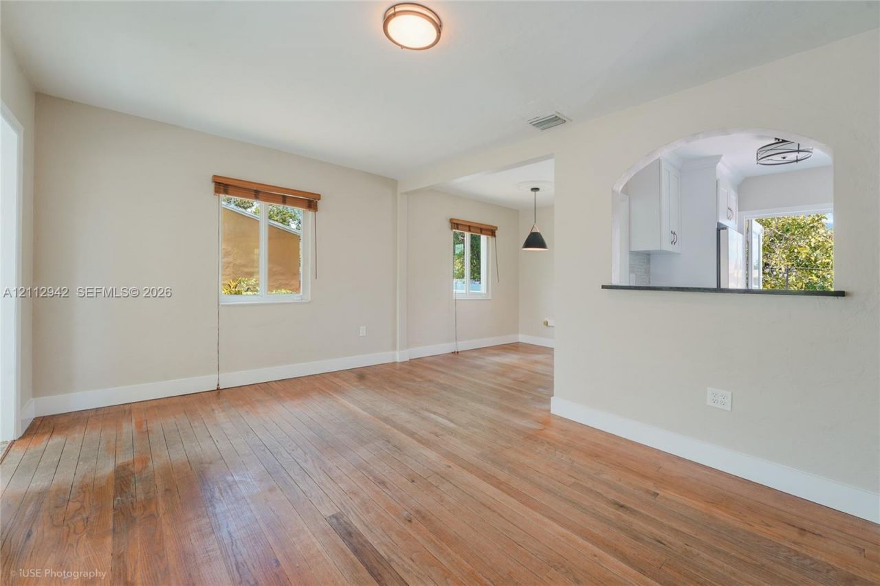1321 NW 51st Ter , Miami, FL 33142 Photo