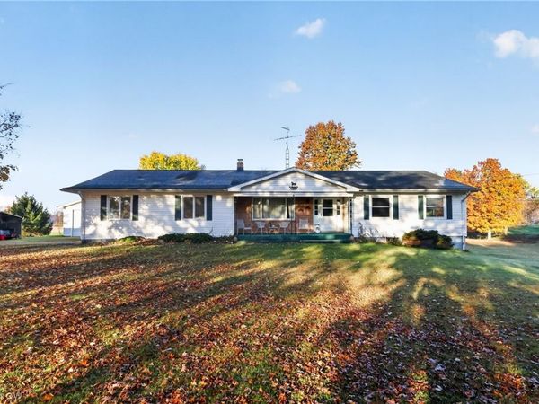 8977 Delin Thomas Road , Kinsman, OH 44428
