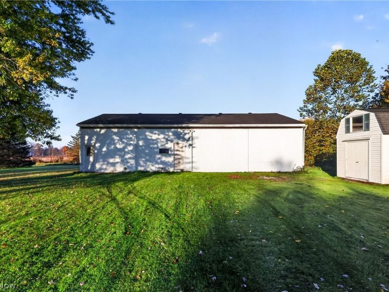 8977 Delin Thomas Road, Kinsman, OH 44428 Photo 33