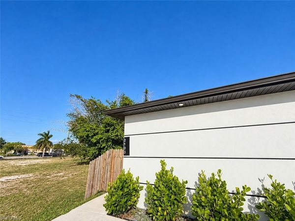 2103 French ST , FORT MYERS, FL 33916